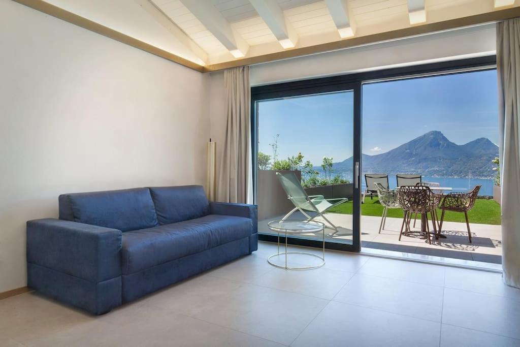 Villa Divina-Apt Armonia-Con Piscina E Vista Lago Castelletto Di Brenzone Esterno foto